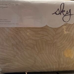 Sky Woven Mums Duvet Cover Set, Full/Queen - Exclusive NWT